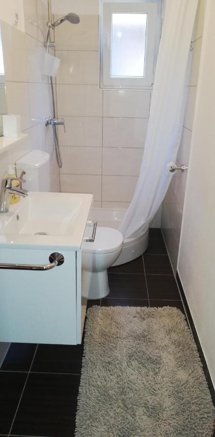 Apartman Emily, 6 Plus 2 Guests, Newly Refurbished بولا المظهر الخارجي الصورة